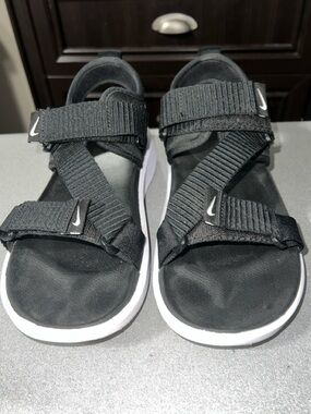Nike Black and White Adjustable Strap Sandals